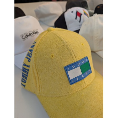 OUTLET CAPS